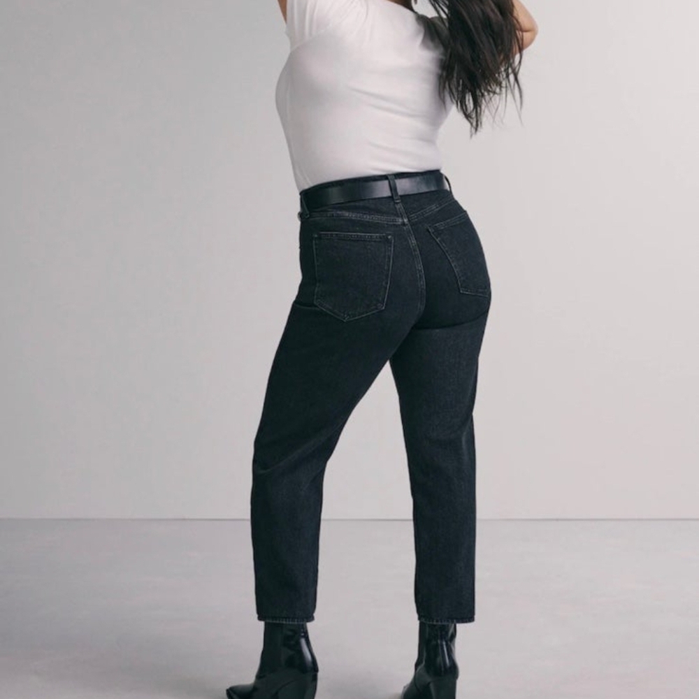 Abercrombie & Fitch Women's Black Straight Leg Jeans